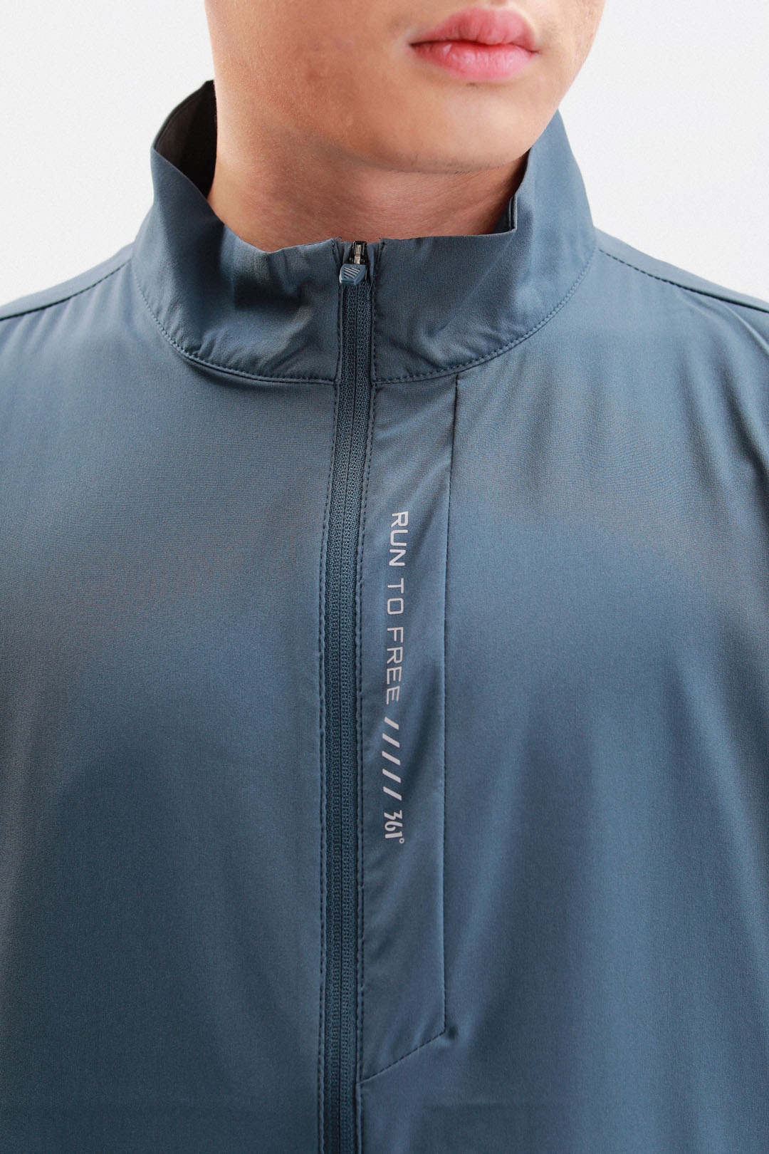 Running Windbreaker | ZANDO